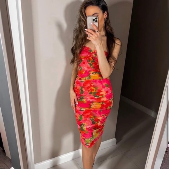 LAST ONE🔥ZARA BLOGGER’S FAV| Stunning Floral Corset Tulle Dress - Picture 7 of 15